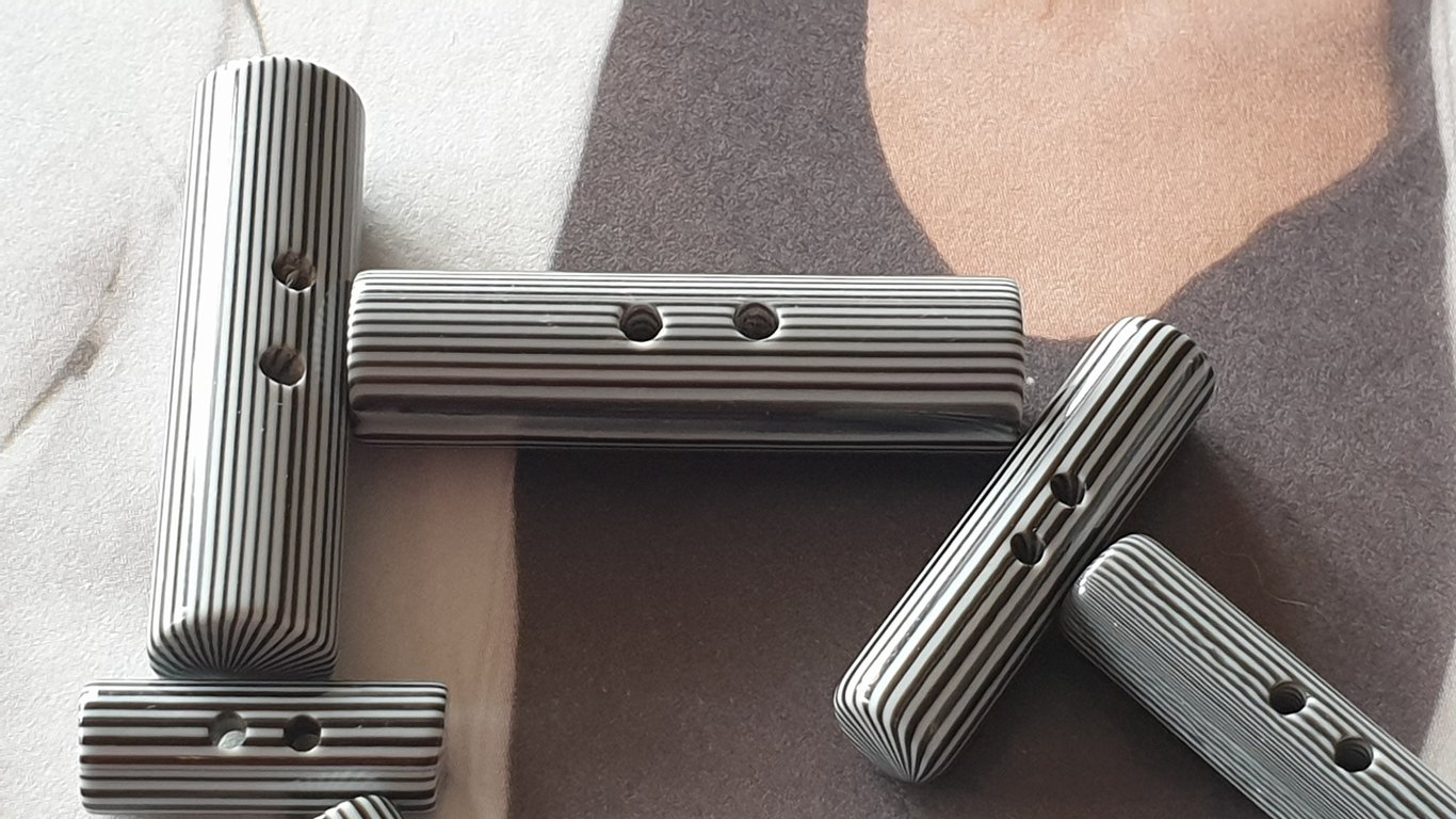 15mm Rare Cylindrical Grey 2 Hole Button Toggle x 6 pieces