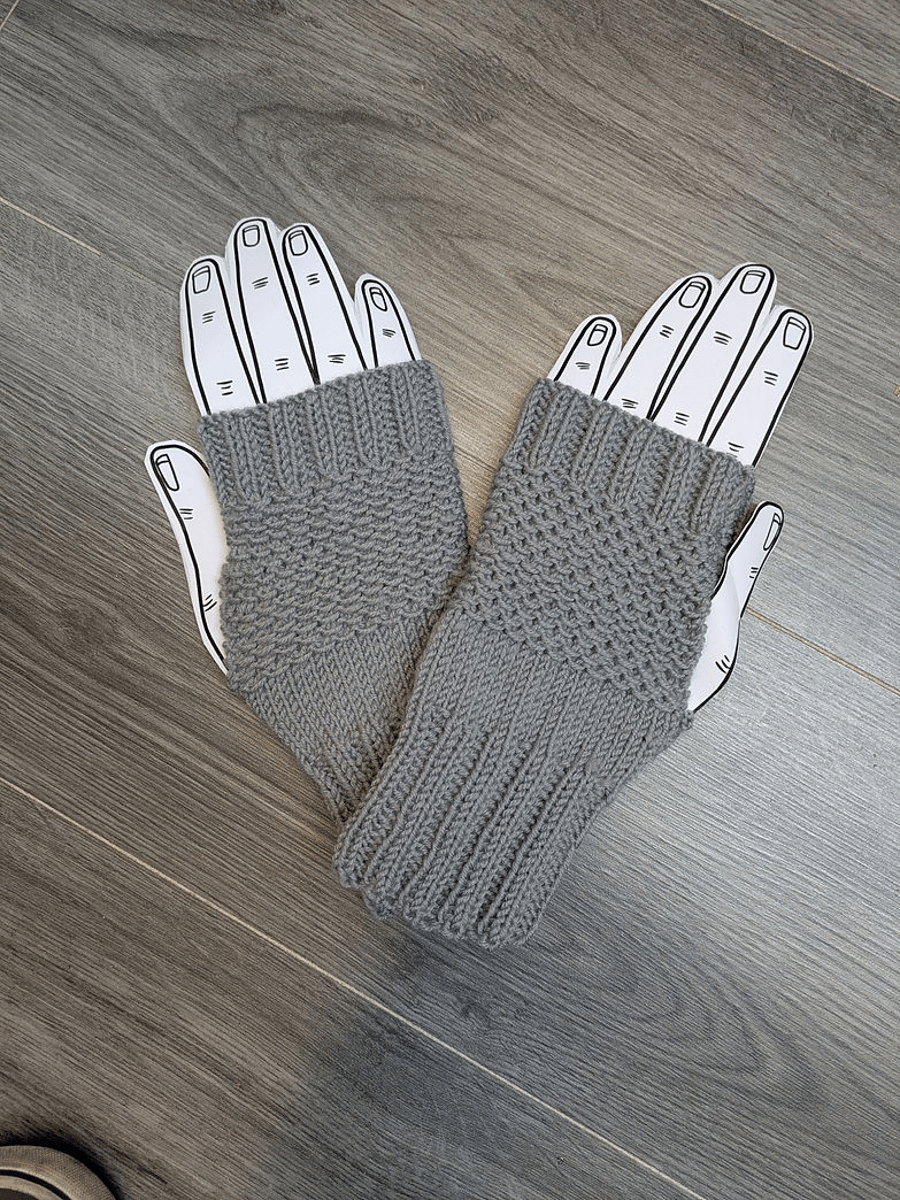 Fingerless Gloves Grey 100% Merino Wool - Wrist Warmers