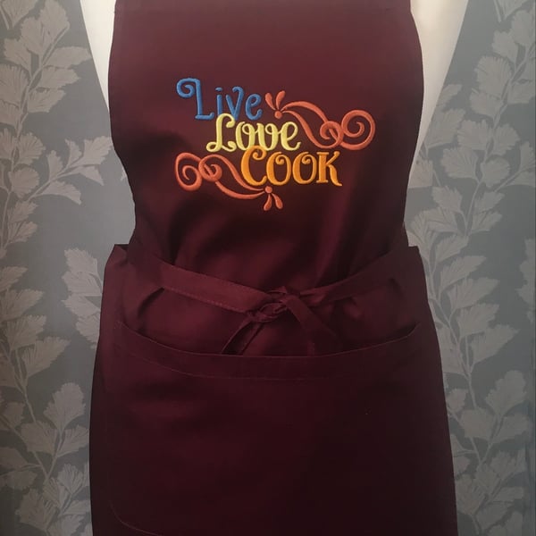 Apron embroidered - Live love cook