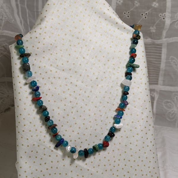 Semi-precious stone necklace