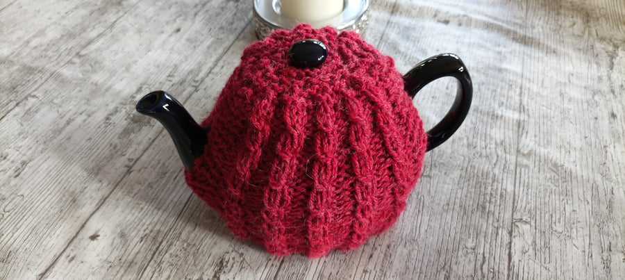 Teapot cosie 4 - 6 teapots Aran knit