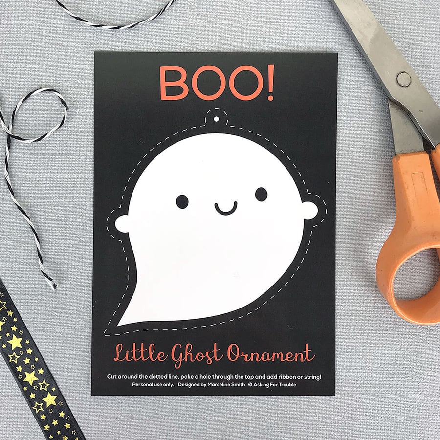 Kawaii Ghost Ornament Postcard - Halloween decoration