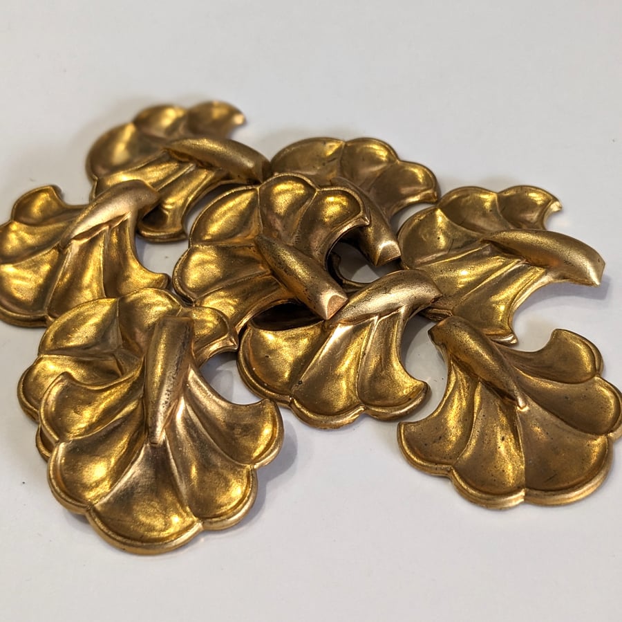 11x Leaf, Leaves Brass Stampings, 23mm x 25mm, Jewellery Making Supplies, RB791