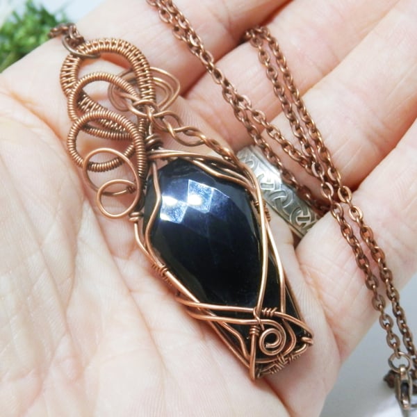 Coffin Shaped Copper Necklace With Faceted Onyx