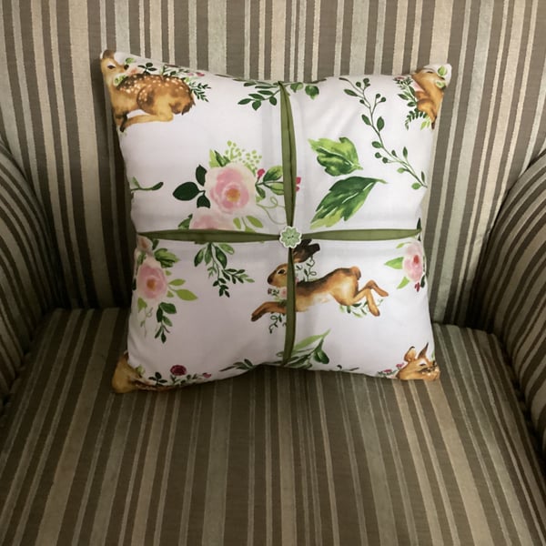 Floral cushion cover