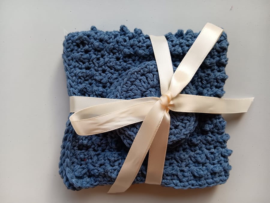 Crochet Flannel and Face Scrubbies (Blue) - reusable eco-cotton