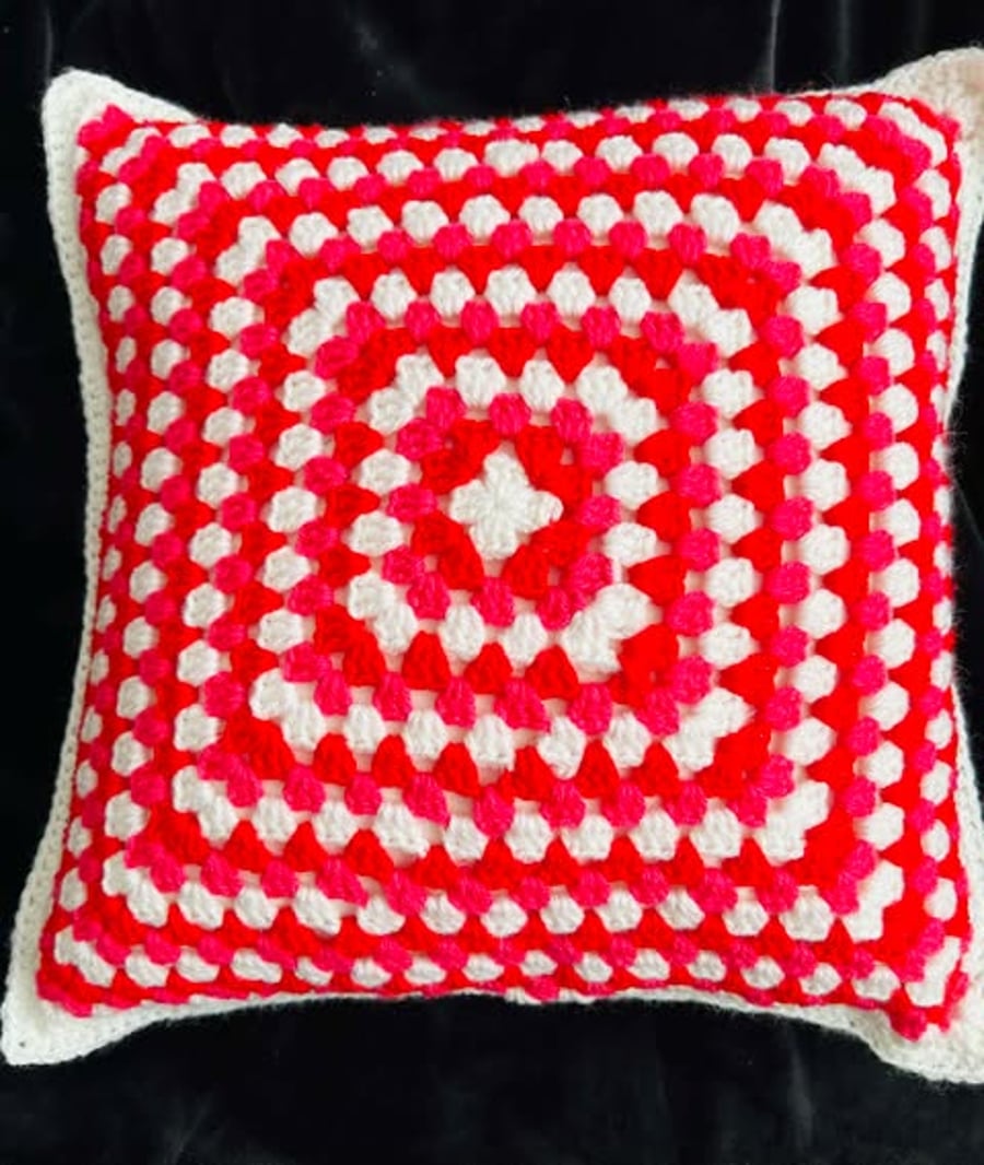 Handmade crocheted cushion cover Coral red-white – one big square