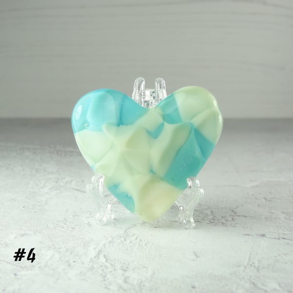Fused glass heart turquoise and cream pocket hug with stand 5x4.5cm (4)