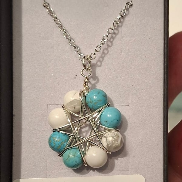 Wire wrapped pendant with chain 