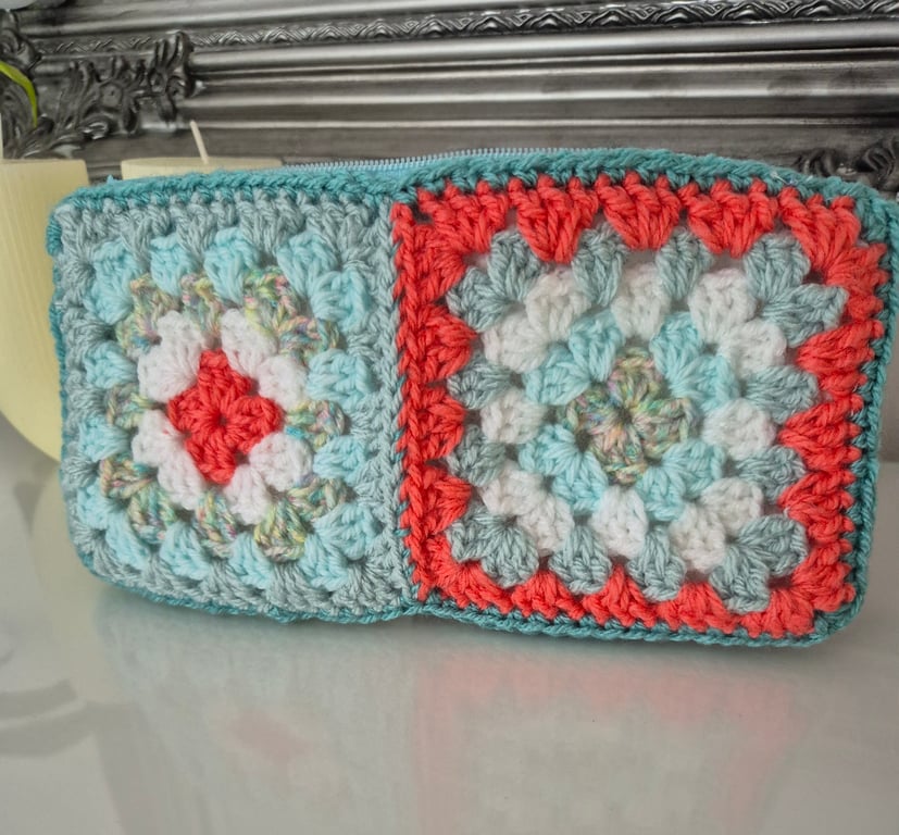 Colourfull Crochet make up bags