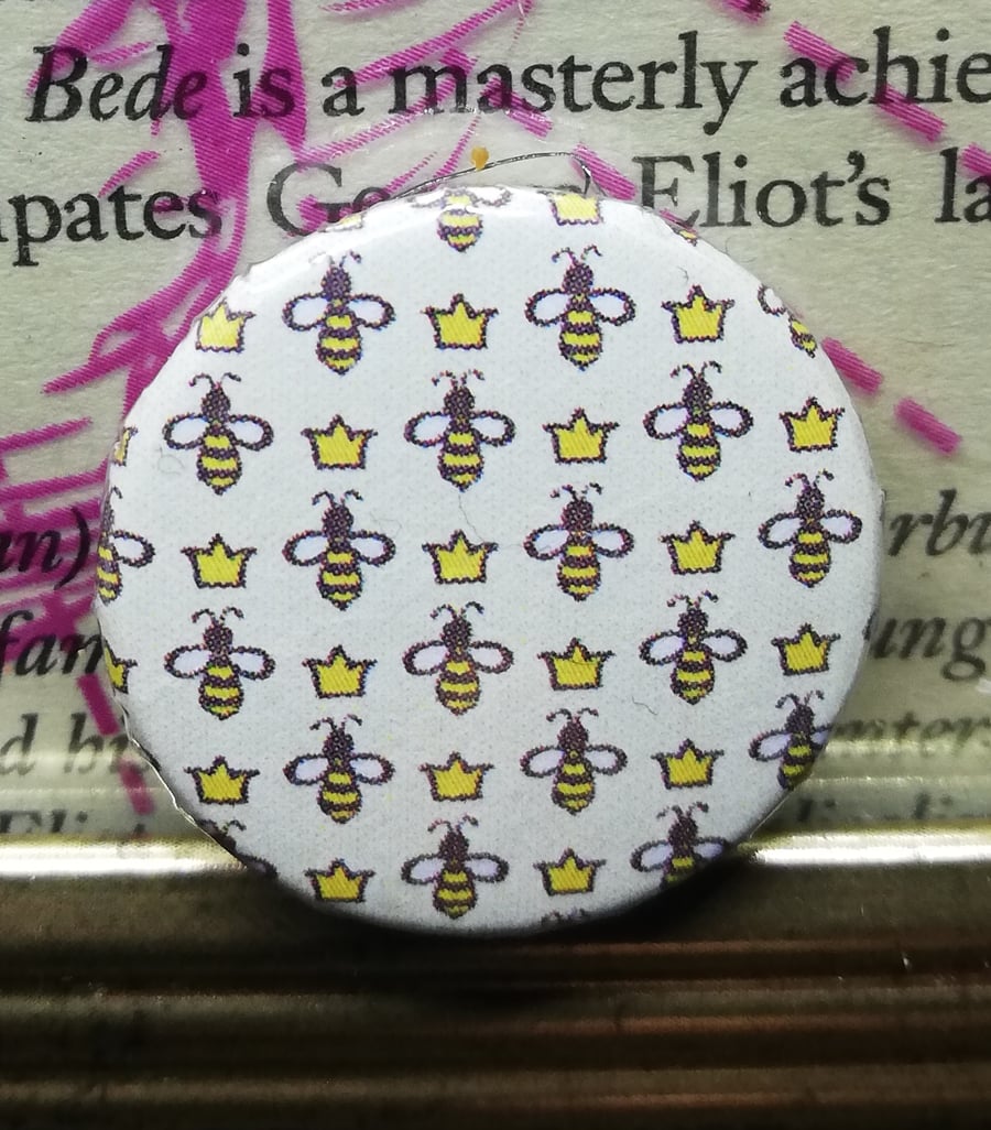 Queen Bee - yellow 25mm Button Badge - Free Postage!