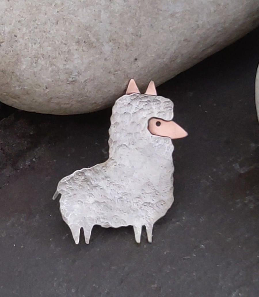 Alpaca brooch in sterling silver