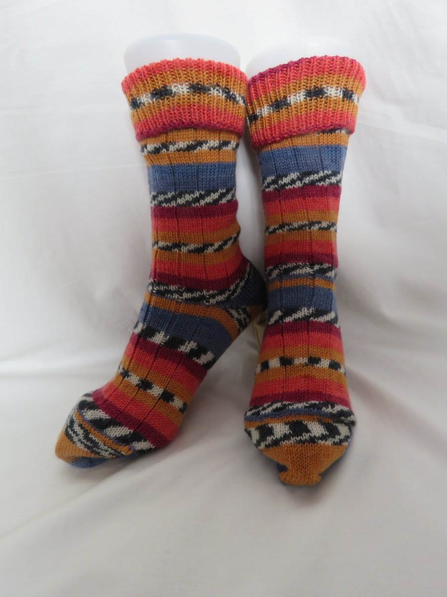 Hand-cranked Knitted Ribbed Wool Socks Size 6 to 7 Turnover Tops