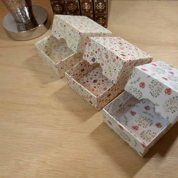 A set of three handmade, raised lid, gift boxes - 'White Field Flowers'
