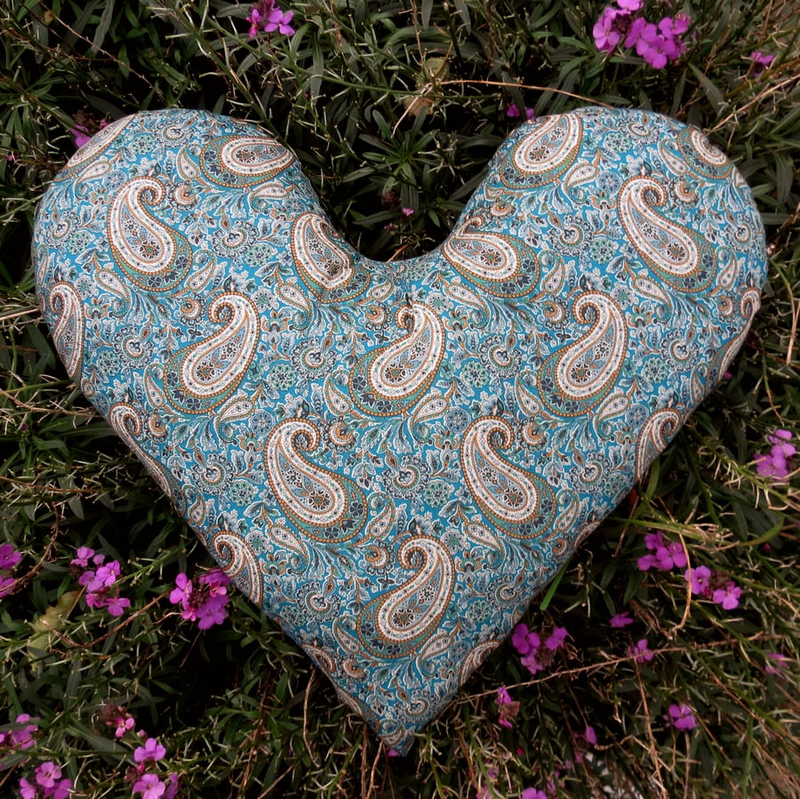 Chest surgery pillow. Cardiac pillow. Mastectomy pillow. 17 inches x 15 inches.