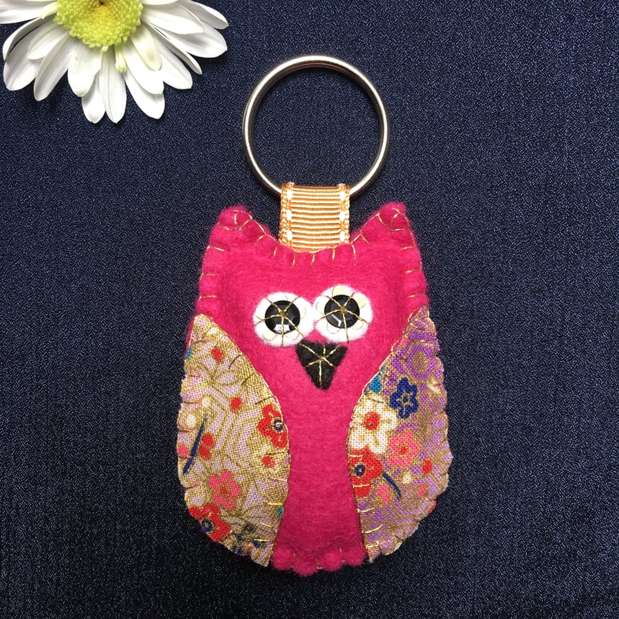 Pink Felt Owl Keyring with Gilded Japanese Fabric