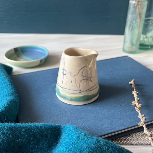 Ceramic handmade pourer jug - Swift mustard moon