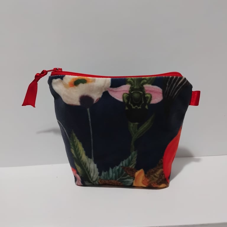 Velvet make up bag 