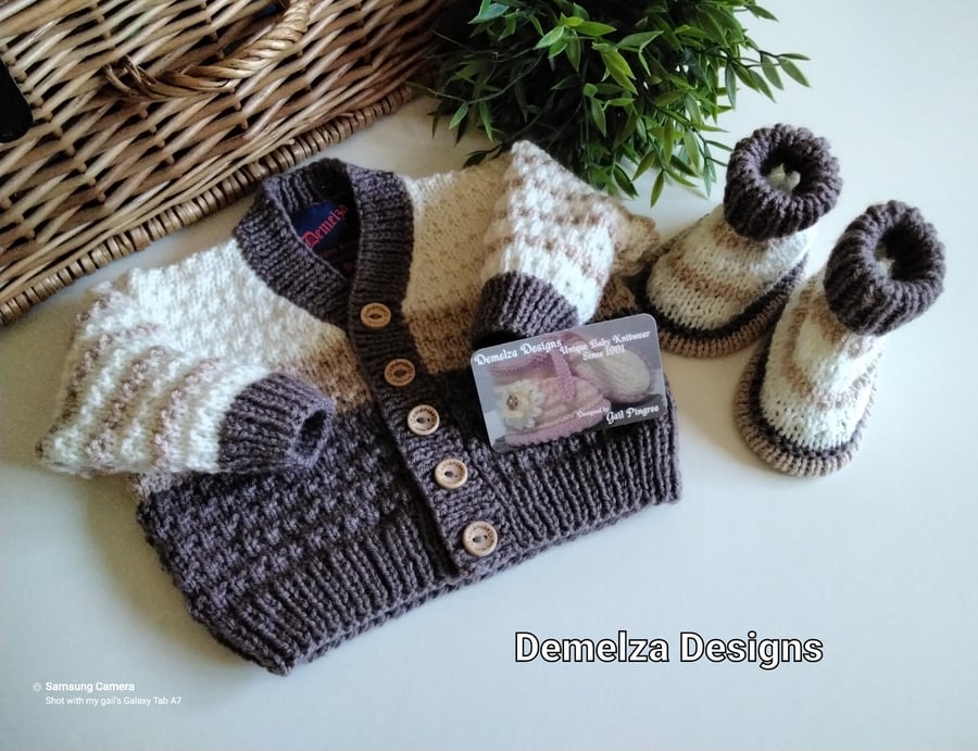 Baby Cardigan & Booties  Set with Merino Wool 0-6 months size