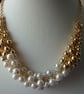 IVORY AND GOLD CLUSTER NECKLACE.   - Image 2