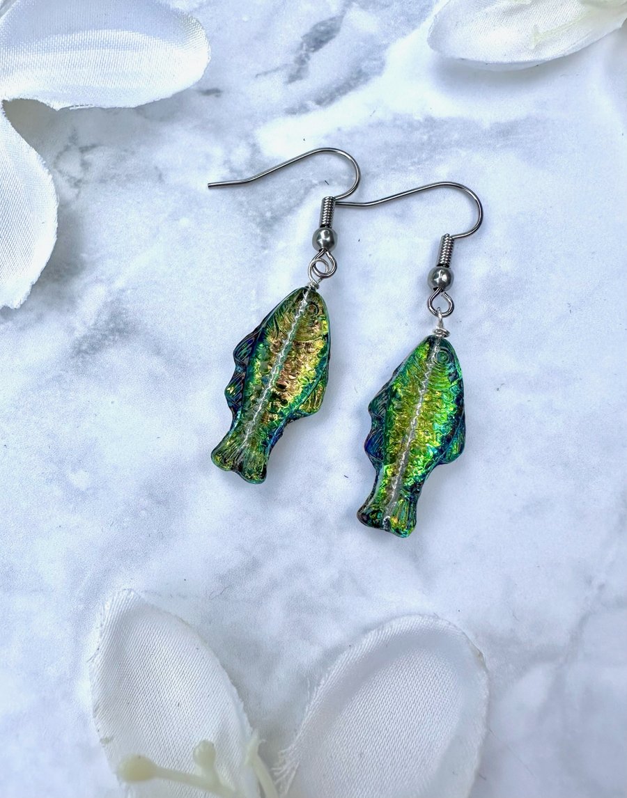 Fish Earrings - Green and Vitrail Foil