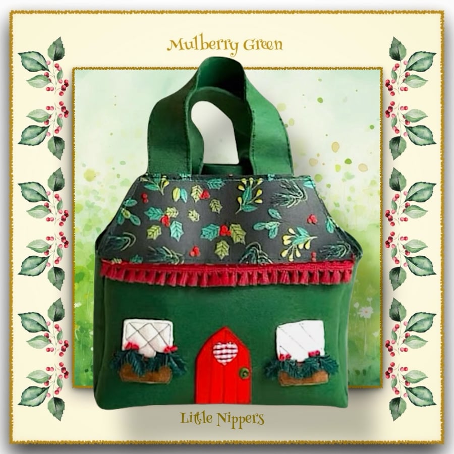 Ivy Cottage - A Little Nipper Mouse House in a Bag