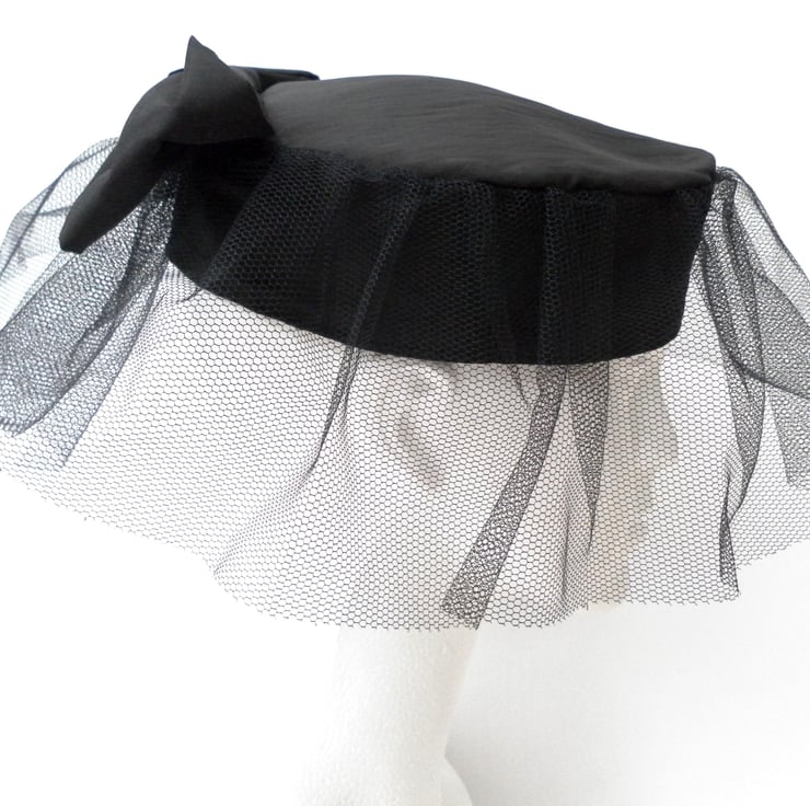 Black pillbox hat with cheap veil uk