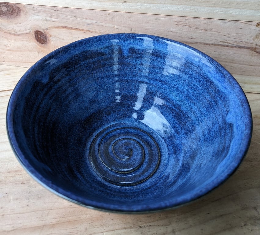 Blue swirl bowl
