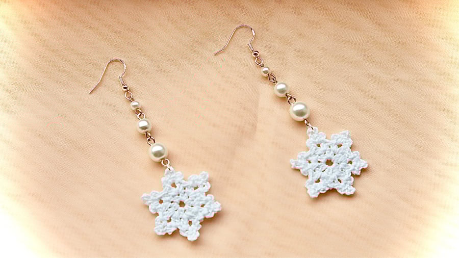 Christmas Crochet Snowflake Earrings 