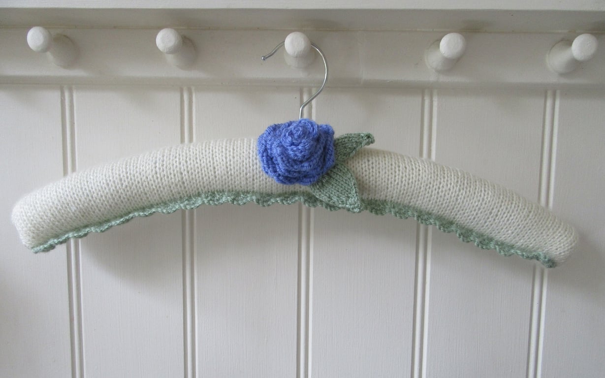 Clothes hanger Coat hanger - cream with bluebell ranunculus flower