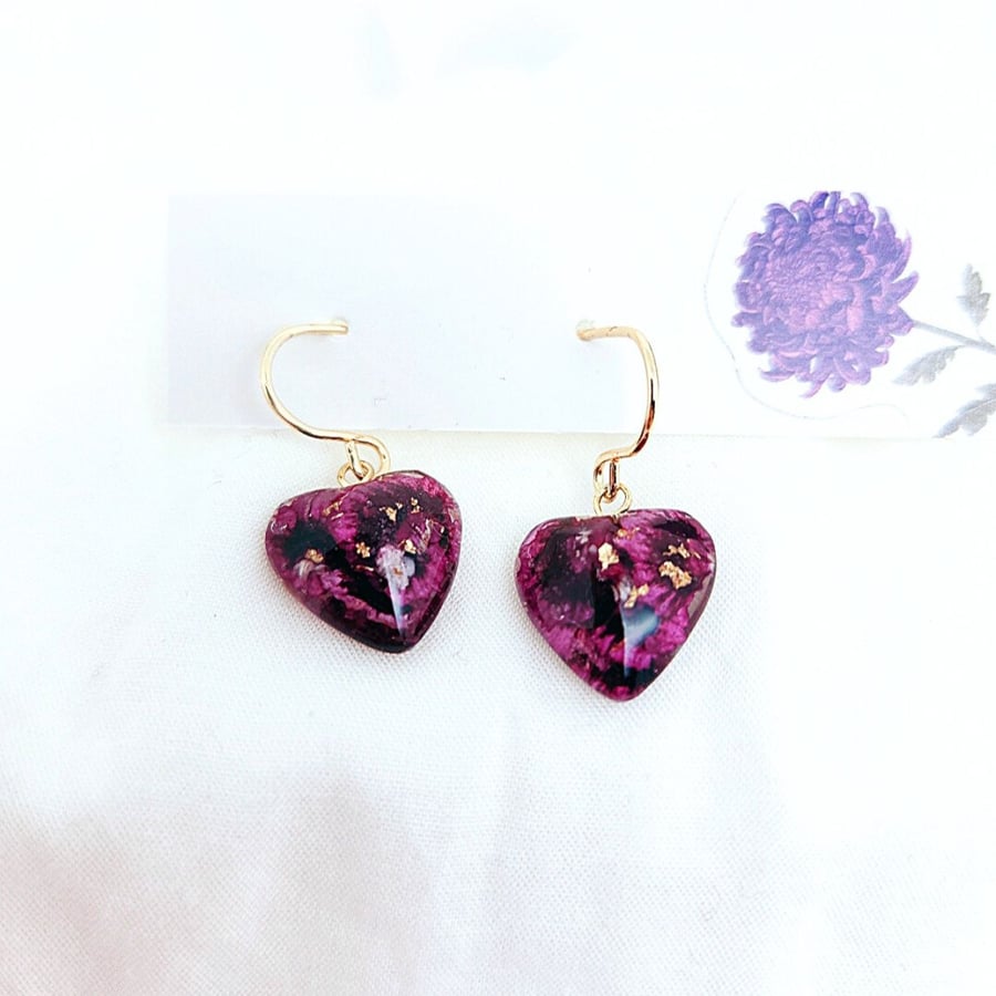 Dried flowers pendant earrings