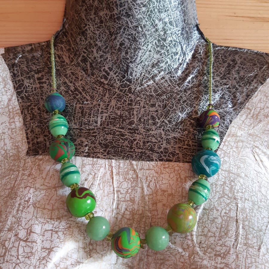 Colourful jewellery - Vibrant green polymer clay necklace 