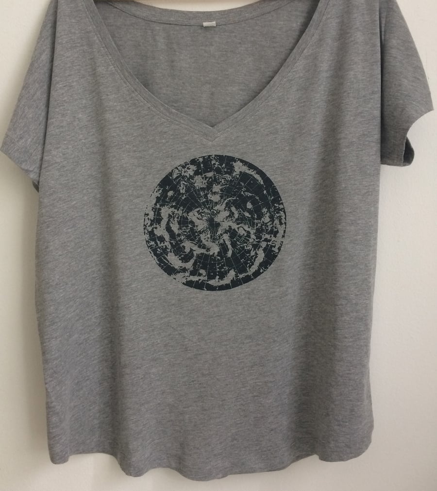 Polar Circle Womens organic cotton T shirt  V neck grey polar climate map print