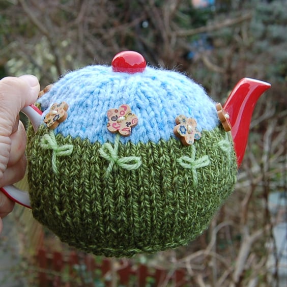 Tea cosy - to fit a small  teapot, knitted tea cosy - flower border