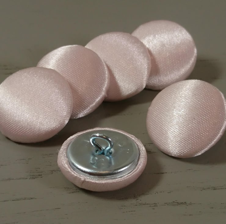 Pink Satin Covered Fabric Buttons - Choice of B... - Folksy