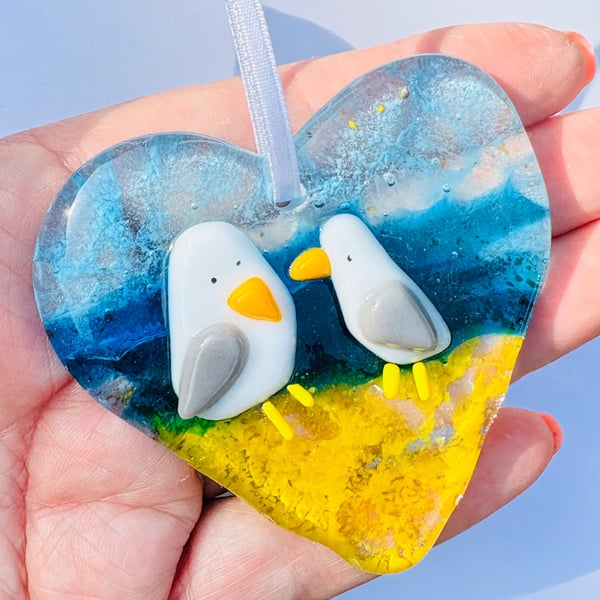Fused glass heart with seagulls 