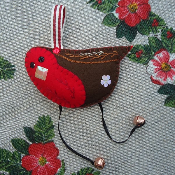 Robin Redbreast Decoration, Square Beak