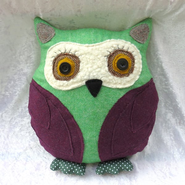 Owl cushion, owl pillow, made from wool, 35cm tall