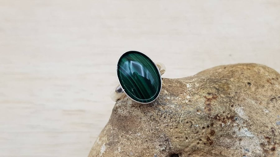 Simple oval Malachite ring. Women's Adjustable ring. 14x10mm