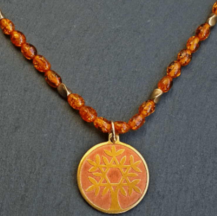 Baltic Amber Yellow Tree Branch Necklace Baltic Amber Yellow Tree Branch Necklace