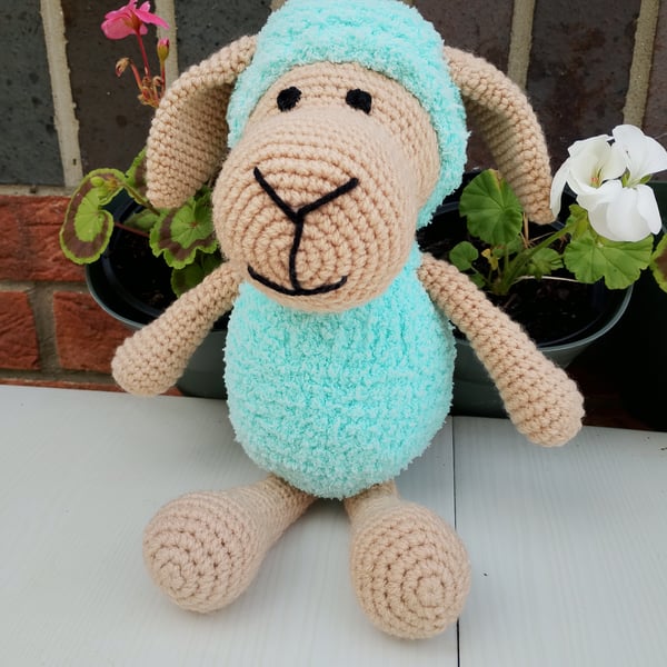 Squishy the Sheep 