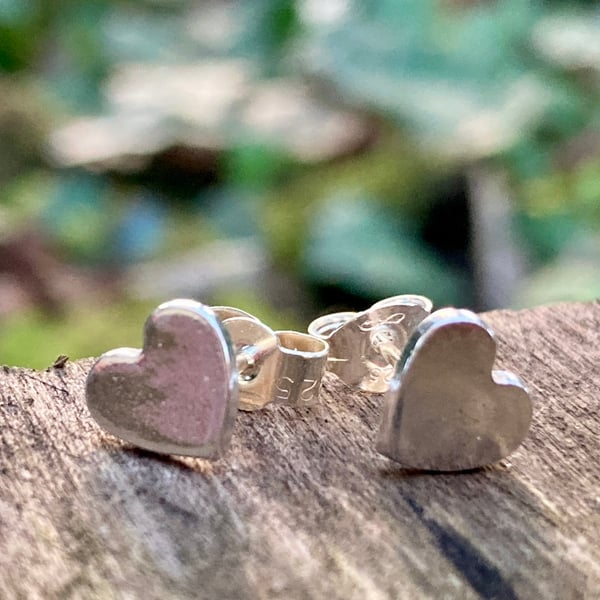 Mini fine silver heart stud earrings - ideal Valentine's Day gift.