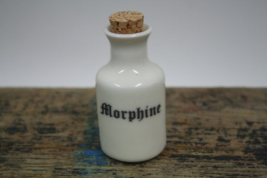 Small porcelain bottle with morphine wording