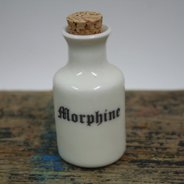 Small porcelain bottle with morphine wording