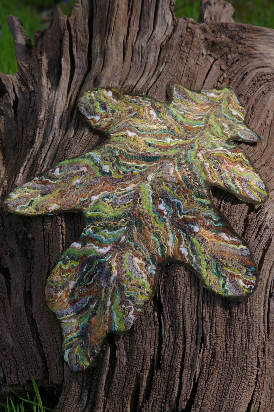 Handmade Felt Wool Napkin – Oak Leaf Design