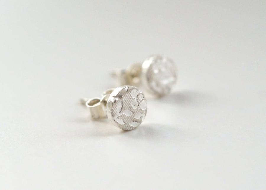 Fine Silver Secret Garden mini studs (6mm)