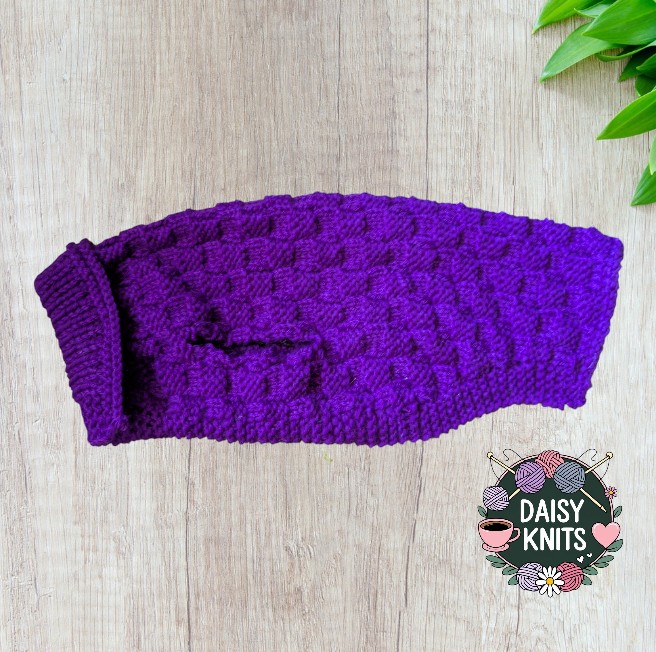 Dog Jumper - 11.5 inches long (30 cm) Small dog jumper