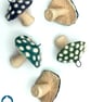 Single ceramic toadstool  - Image 3