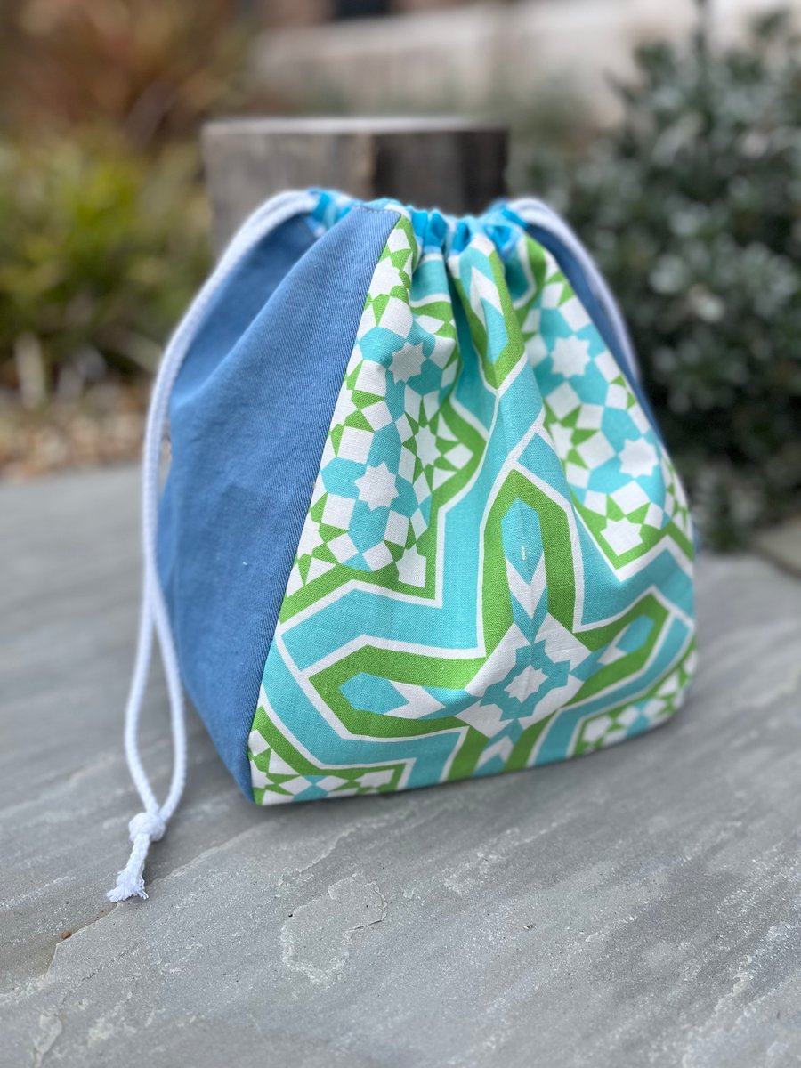 Dumpling drawstring bag -  vintage Sanderson Mandala and gingham 