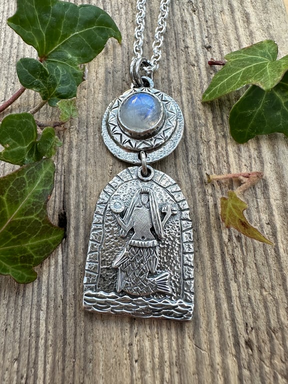 Mermaid of Zennor Pendant with Moonstone